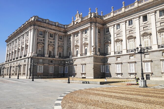 Madrid Royal Palace and Almudena Cathedral Guided Tour - Positive Tour Experiences