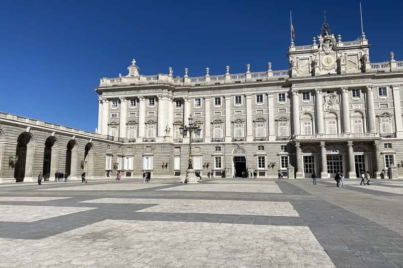 Madrid: Royal Palace Guided Tour Small Group or Private - Good To Know