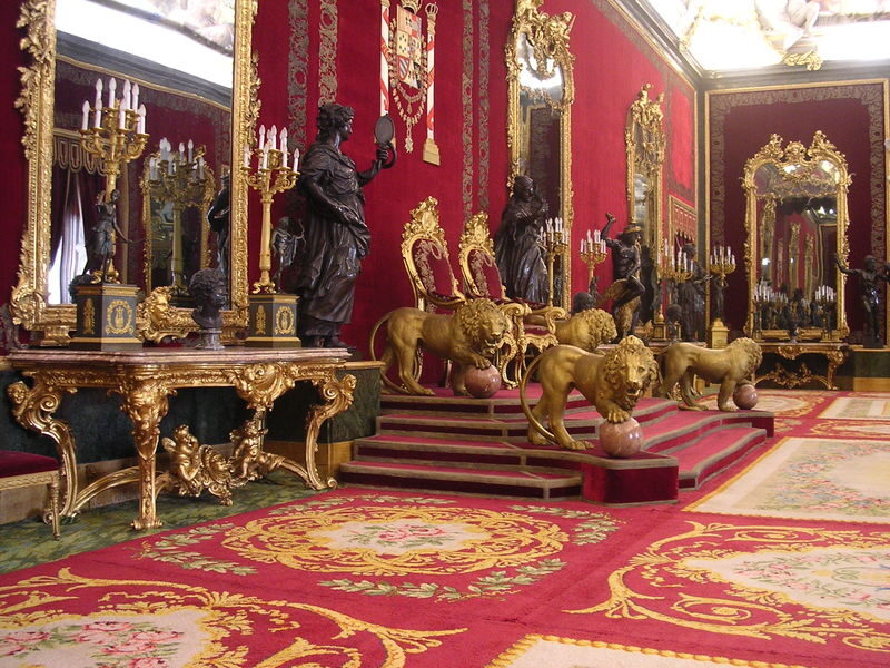 Madrid Royal Palace Guided Tour with Skip-the-line Access - Why the palace is worth seeing with a guide