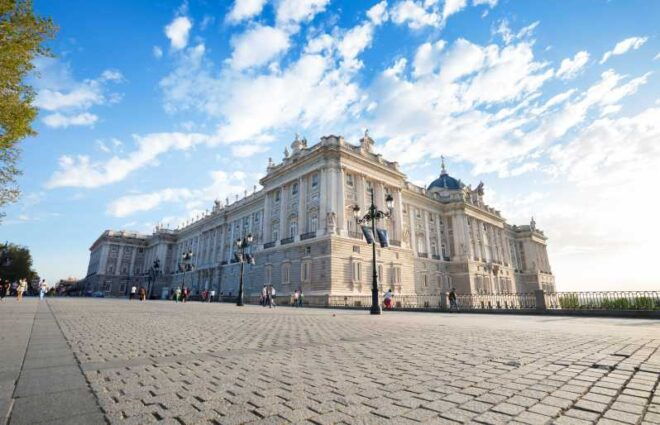 Madrid: Royal Palace Guided Tour With Skip-The-Line Entry - Tour Inclusions
