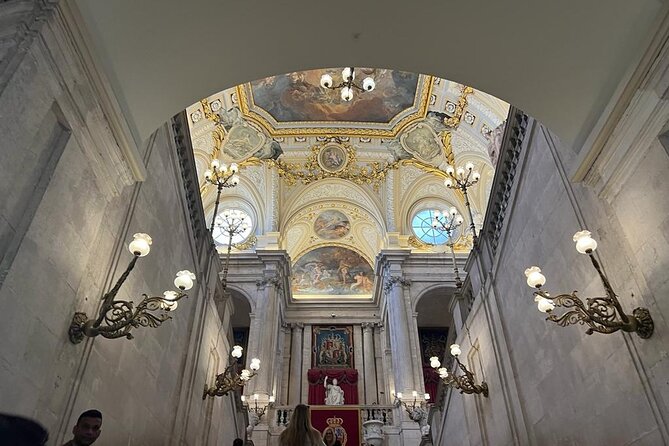 Madrid: Royal Palace Guided Tour With Skip the Line Ticket - Important Information