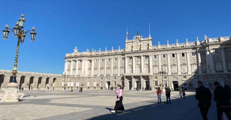 MADRID: Royal Palace Guided Tour With Tickets, Small Group - Tour Highlights
