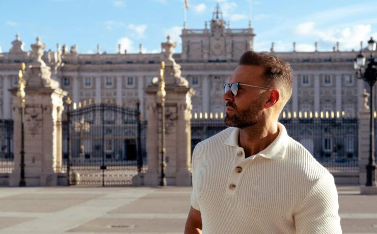 Madrid: Royal Palace Professional Photoshoot - Activity Details