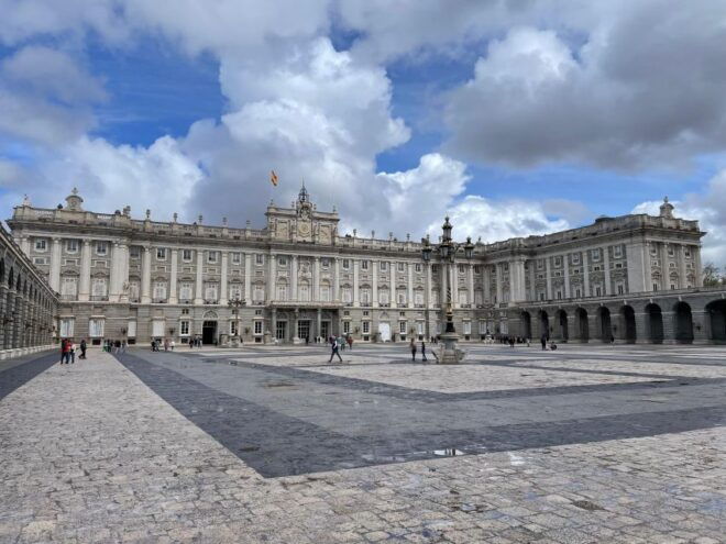 Madrid: Royal Palace Tour - Semi Private or Private - Customer Reviews