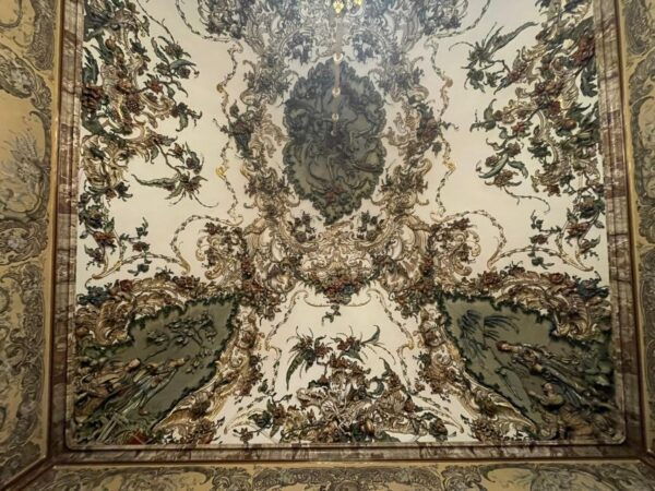 Madrid: Royal Palace Tour - Semi Private or Private - Private Tours