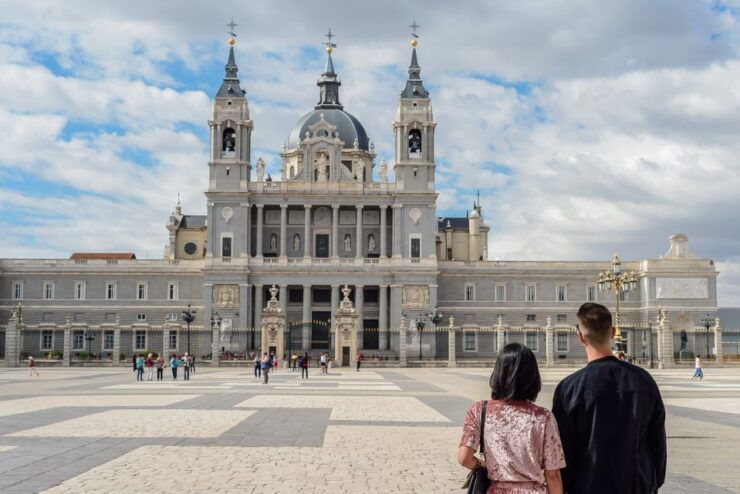 Madrid: Royal Palace Tour With Optional Royal Collections - Tour Experience