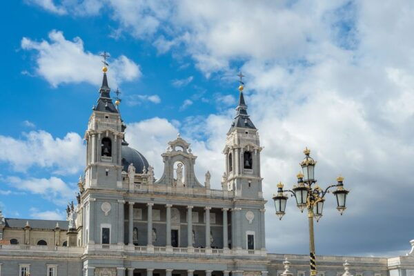 Madrid: Royal Palace Tour With Optional Royal Collections - Directions