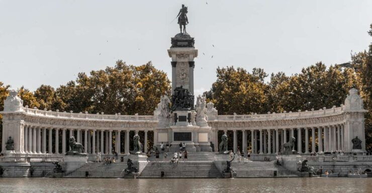 Madrid: Self-Guided Audio Walking Tour & Sightseeing - Good To Know