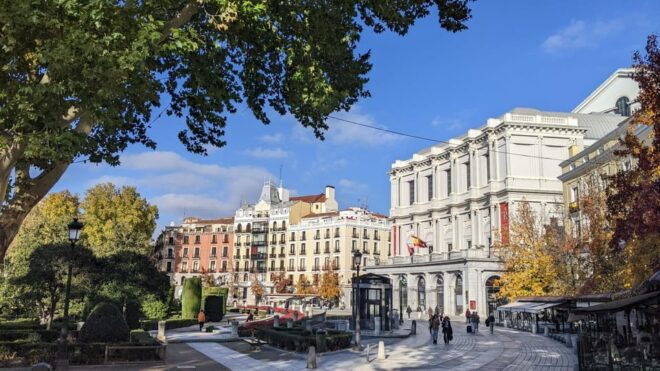 Madrid: Self-Guided Tour in Urban and Historic Centre - Tour Route and Key Locations