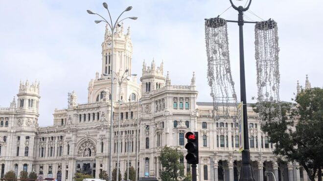 Madrid: Self-Guided Tour in Urban and Historic Centre - Accessibility and Flexibility