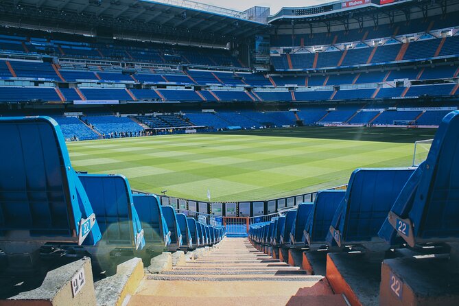 Madrid Skip-the-Line Ticket to the Santiago Bernabéu Stadium - Experiencing the Stadiums Highlights