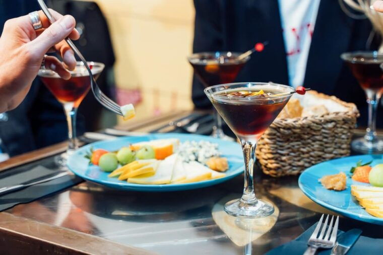Madrid Tapas and Guided Food Tour With Dinner - Sipping on Spanish Drinks