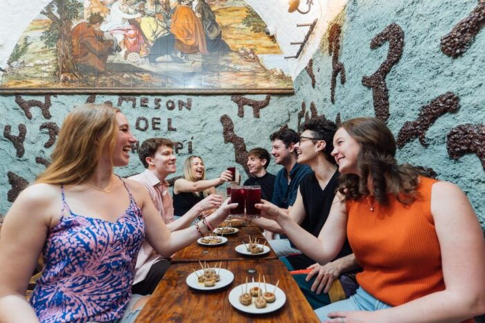 Madrid Tapas and Guided Food Tour With Dinner - Creating Connections and Memories