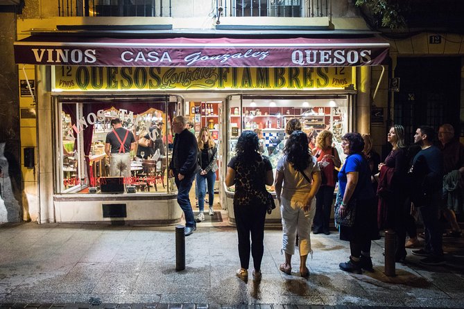 Madrid Tapas and Wine Tasting Tour - Wine Tasting Experience