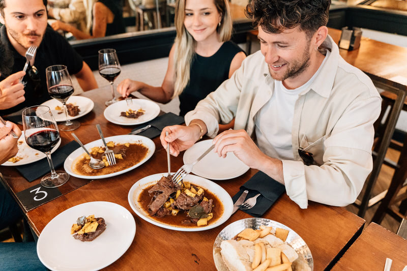 Madrid Tapas and Wine Tour with Optional Rooftop Drinks - A tasting route through Madrid’s old center