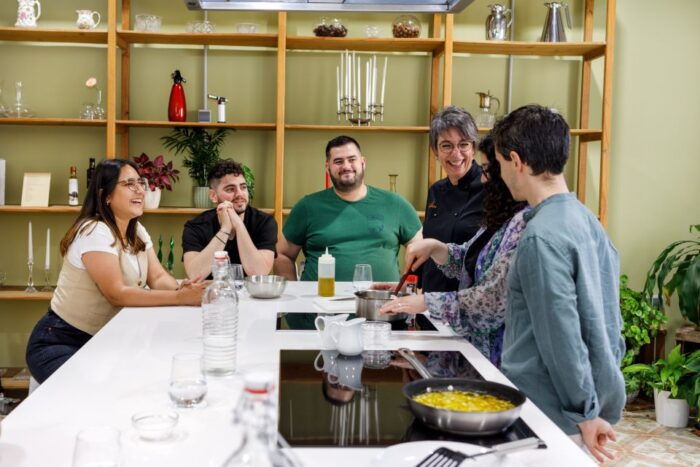 Madrid: Tapas & Paella Cooking Class With Expert Chef - Common Questions