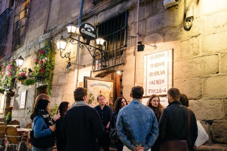 Madrid: Tapas, Taverns and History Tour - Experience Highlights