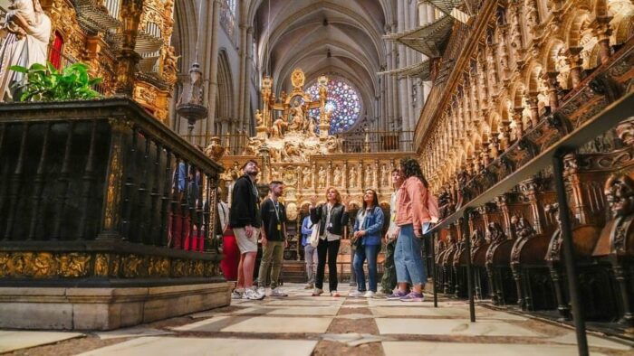 Madrid: Toledo and Segovia Tour With Alcazar and Cathedral - Common Questions