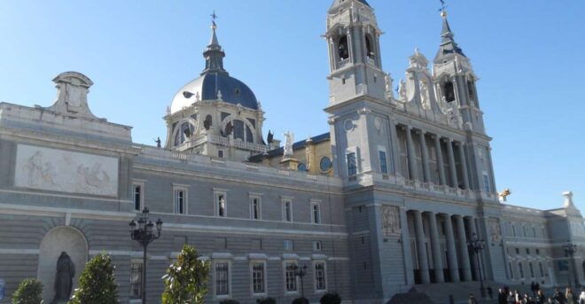 Madrid: Tour of the Historic City Center - Inclusions and Meeting Point