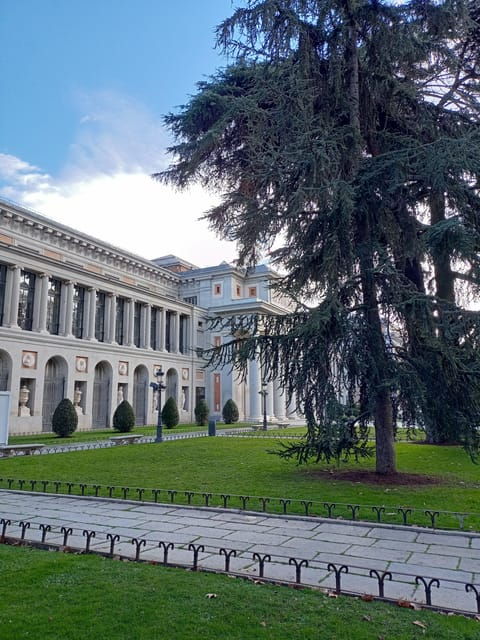 Madrid: Understanding Art Through a Visit to the Prado Museum - Applying Art Appreciation Beyond the Prado