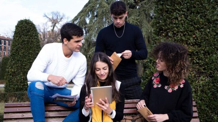 Madrid: Urban Outdoor Escape Room Game - Booking Information