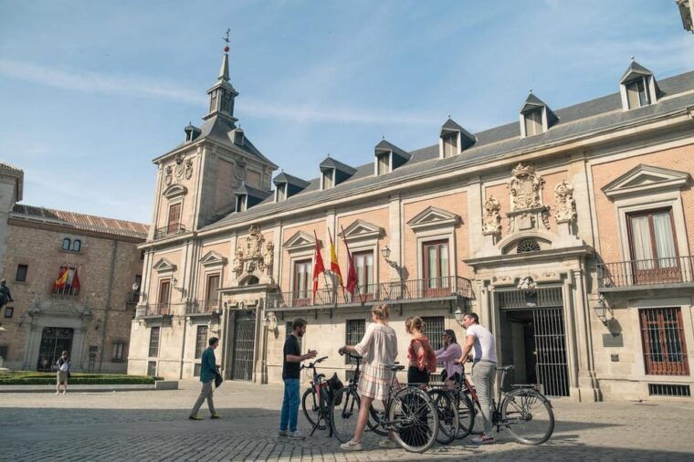 Madrid: Virtual Reality E-Bike Tour - Concluding the Tour at Puerta Del Sol
