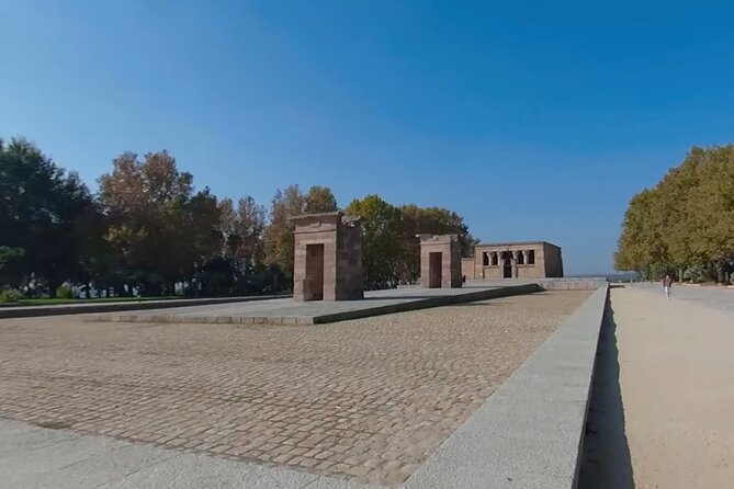 Madrid Virtual Reality Experience With Official Guide - Tour Details