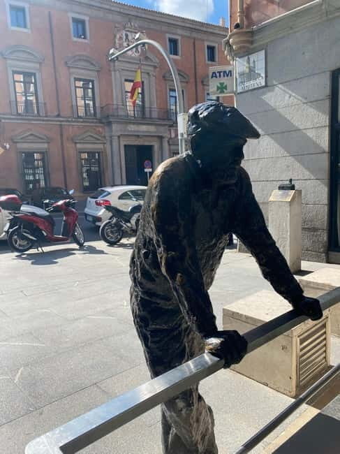 Madrid: walk through the Barrio de los Austrias with the option of visiting the Prado Museum - Discover Madrid’s Barrio de los Austrias: A Guided Walk Through the Heart of the City