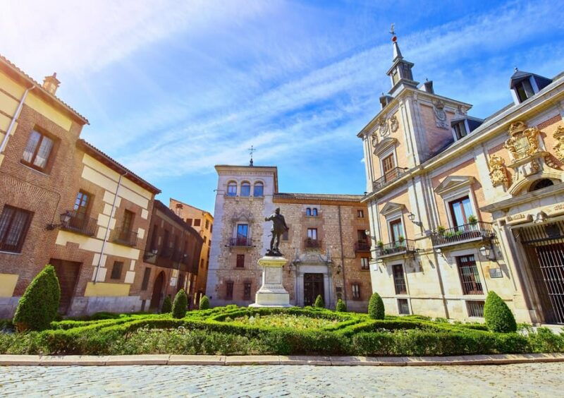 Madrid: Walking Tour of the Barrio De Las Letras and Madrid De Los Austrias - Good To Know
