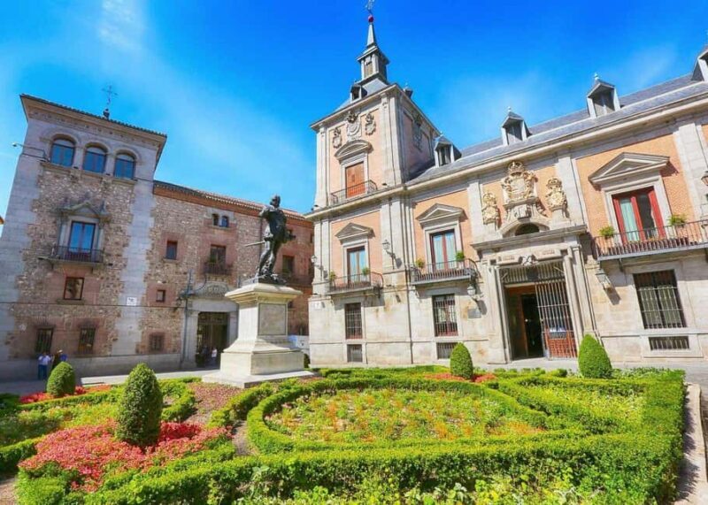 Madrid Walking Tour: Sol, Plaza Mayor,Royal Palace, Gran Via - What Makes This Tour Stand Out?