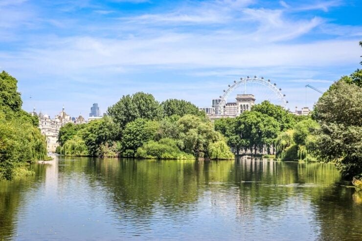Madrid: Welcome to Madrid Guided Walking Tour in English - Tour Highlights