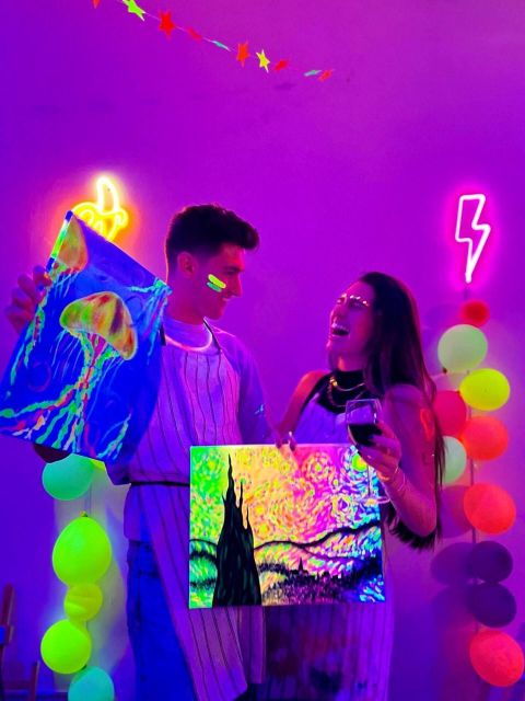 Madrid: Wine Gogh Glow Academy Paint and Sip Classes - Pricing and Duration