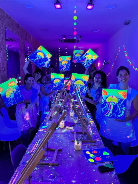Madrid: Wine Gogh Glow Academy Paint and Sip Classes - Class Highlights and Cancellation Policy