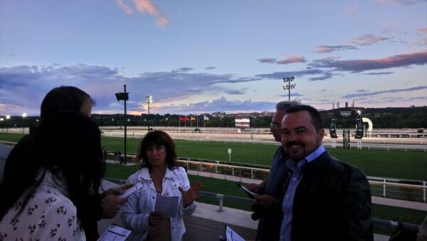 Madrid: Zarzuelas Racecourse Guided Tour - Directions