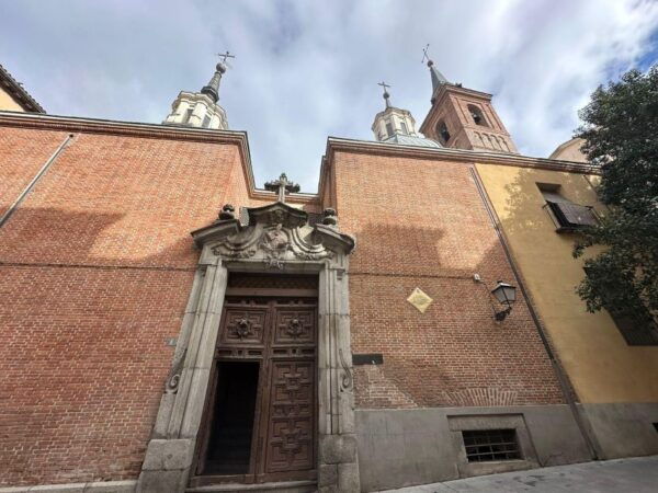 Madrids Arab Legacy: Tracing History Through Hidden Gems - Salamanca District: A Cultural Melting Pot