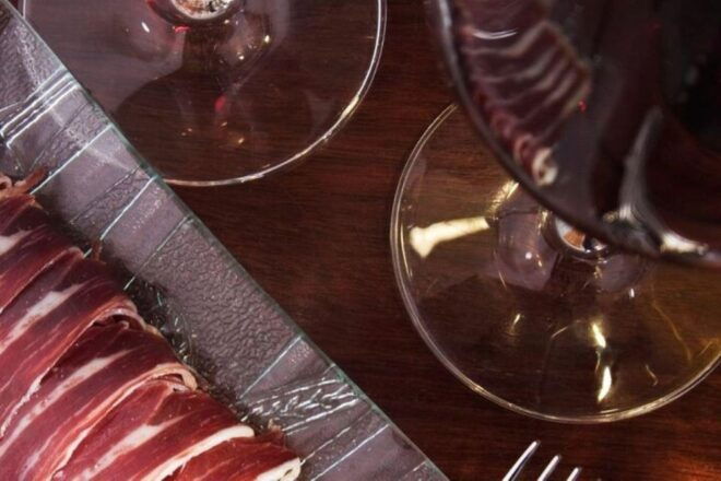 Madrids Wines and Tabernas: A Self-Guided Audio Tour - Meeting Point and Important Information