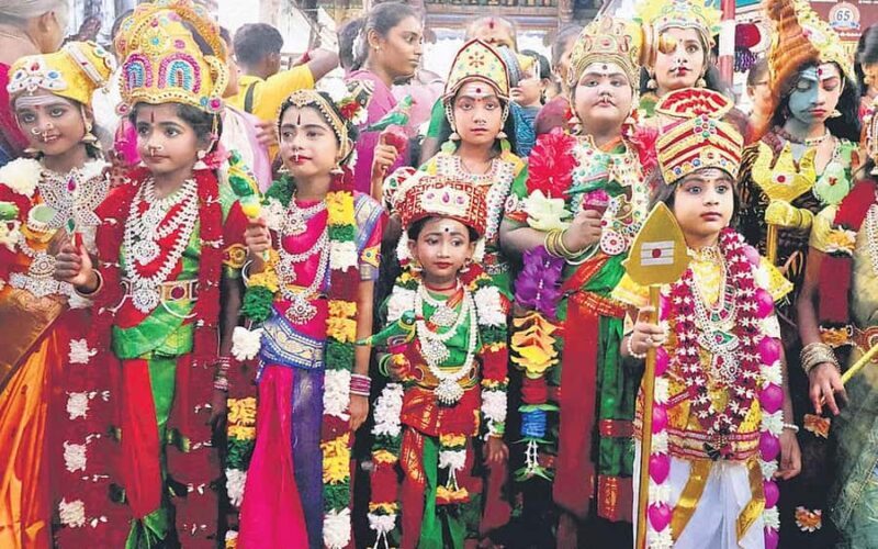 Madurai Meenakshi Amman Devotional Child Makeup Tour - Good To Know