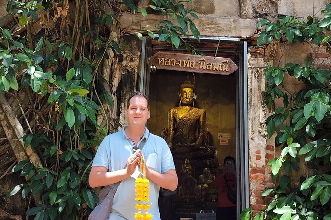 Mae Klong Railway, Amphawa Floating Market Day Tour From Bangkok - Mae Klong Railway Market