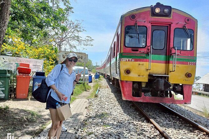 Maeklong Railway and Damnoen Saduak Market with Train Ride - Who Should Consider This Tour?