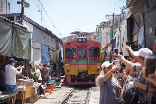 Maeklong Railway Market 5 Hours Tour - Additional Information