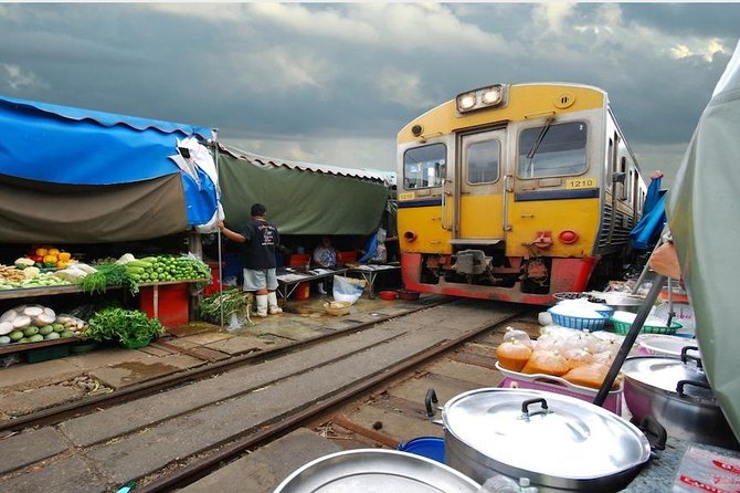 Maeklong Railway Market And Damnoen Saduak Floating Market - Select Date and Travelers