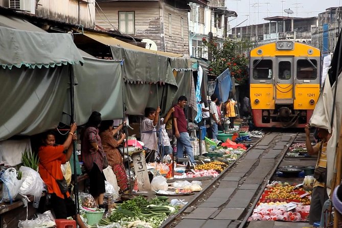 Maeklong Railway Market & Damnoensaduak Floating Market Tour (SHA Plus) - Tour Overview