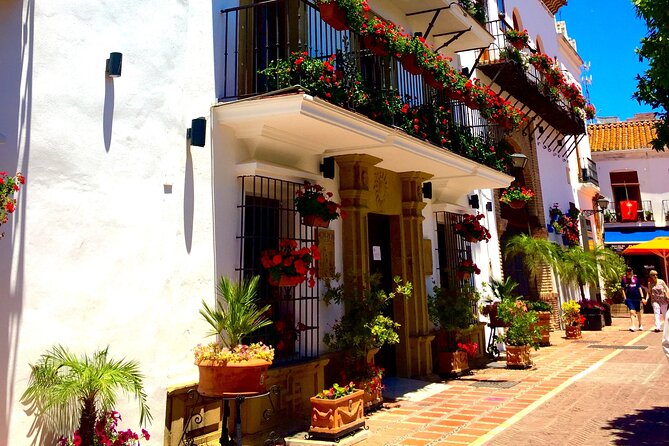 Magic Coins Outdoor Escape Games in Marbella - Overview and Features