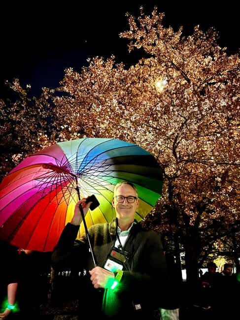 Magic LED Monuments Night Tour- Free snacks, LED Bracelets - A Walk Through Washington’s Nighttime Landmarks