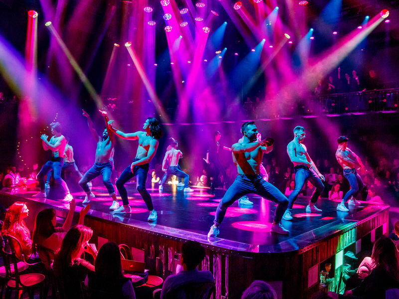 Magic Mike Live Show Tickets in London - Choosing between upper-level seats and standing tickets