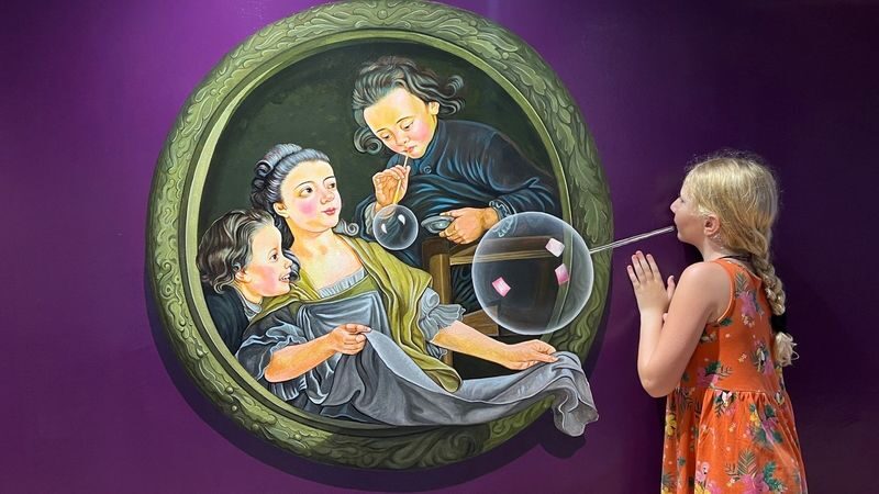 Magic Museum Hatyai - Adding the Black Crystal magic show
