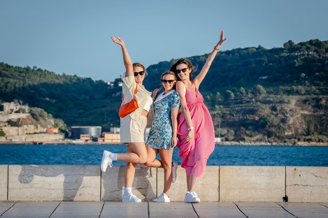 Magic Tour Alfama - Booking and Reservation