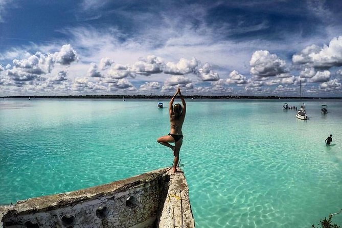 Magical BACALAR TOUR With Pontoon Boat Ride. (Transportation Breakfast Food) - Meeting and Pickup