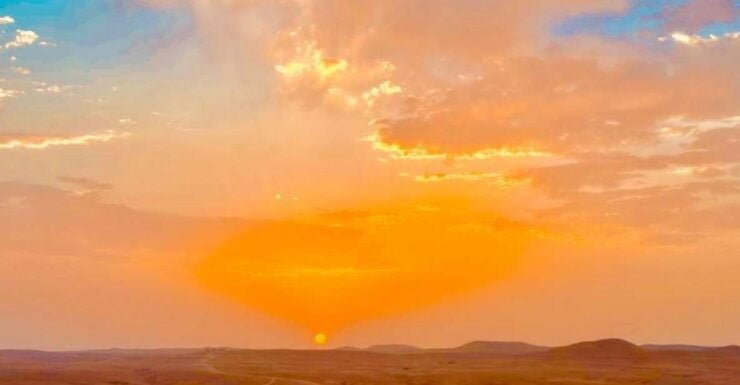 Magical Dinner In Agafay Desert & Sunset Experience - Experience Highlights