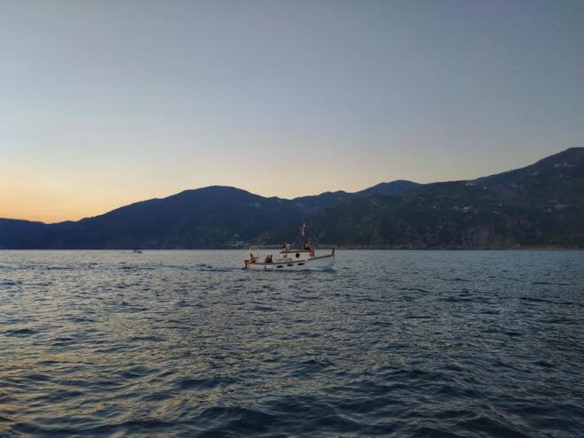 Magical Sunset Tour of Cinque Terre W/ White Wine+Focaccia - Meeting Point and Check-in